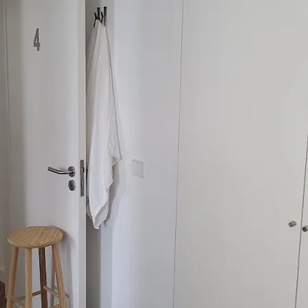 Comfy Near Metro And Airport Lizbona