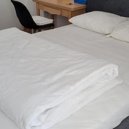 Comfy Near Metro And Airport * Lizbona