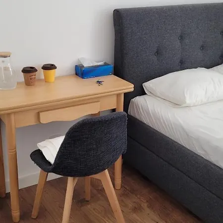 Comfy Near Metro Privat bolig *